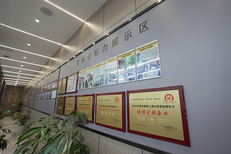 美容学校学费一般多少钱？